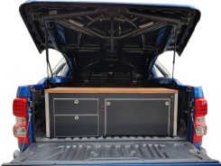 Three_in_a_row_a3_-_cut_out_1a